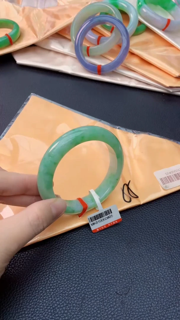 未镶嵌手镯翡翠0718279666