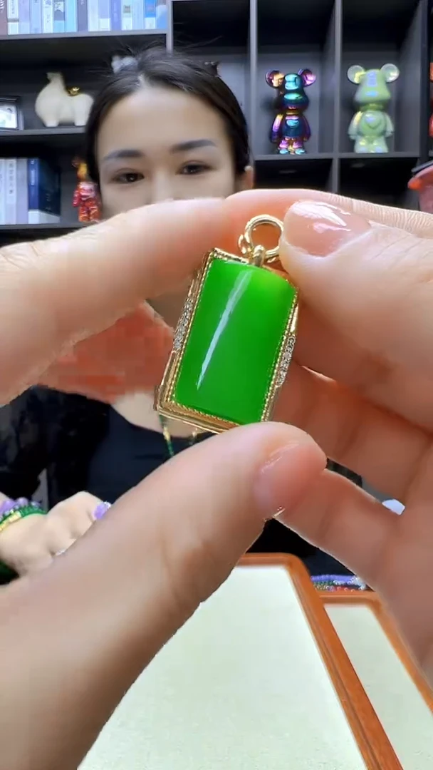 翡翠14K金镶嵌颈饰沉白diy劲饰