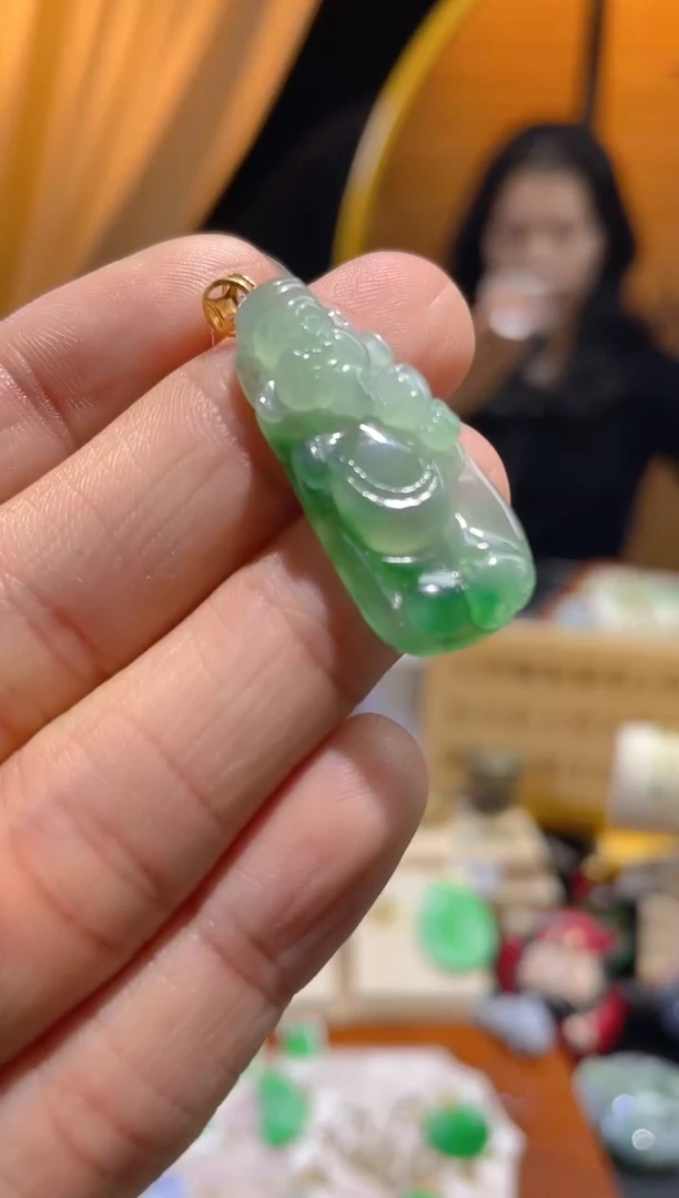 【闪购商品】翡翠颈饰18K金镶嵌假一赔三