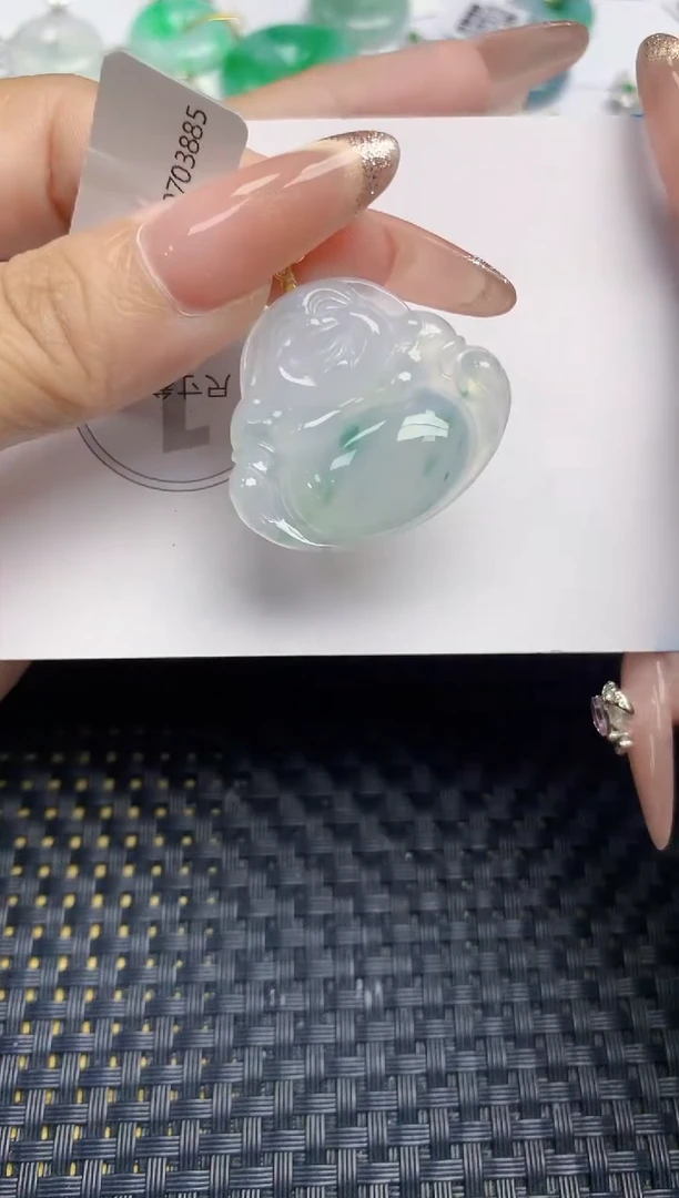 颈饰18K金镶嵌翡翠天然缅甸A货翡翠百元以上9元证书费自理