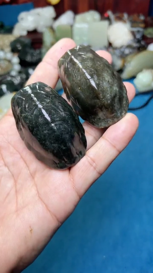 和田玉未镶嵌把件2