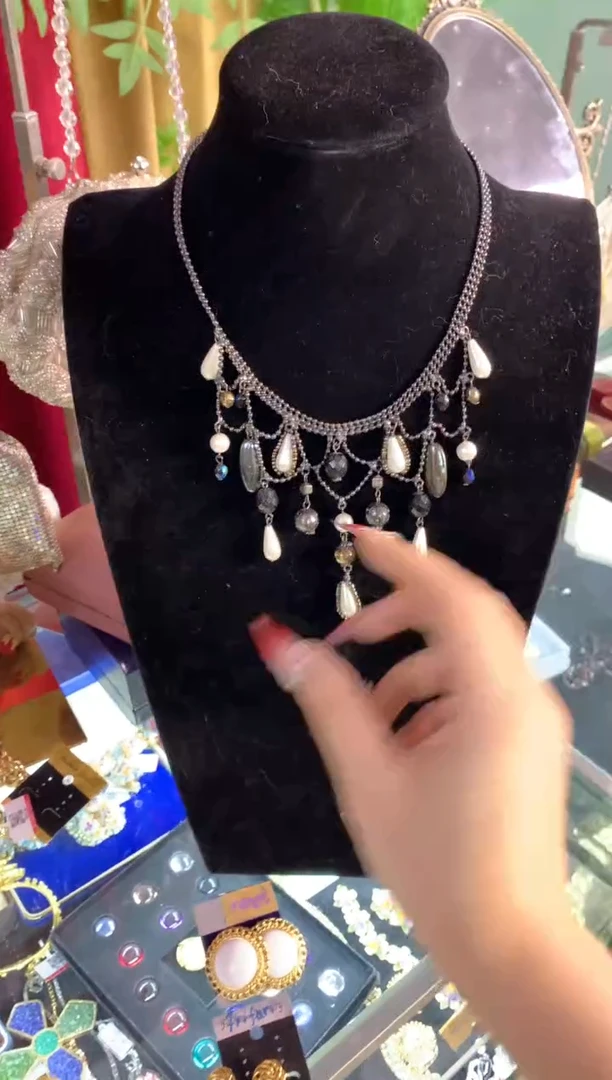 【闪购商品】瓷片楚楚中古珠宝甄选不退换