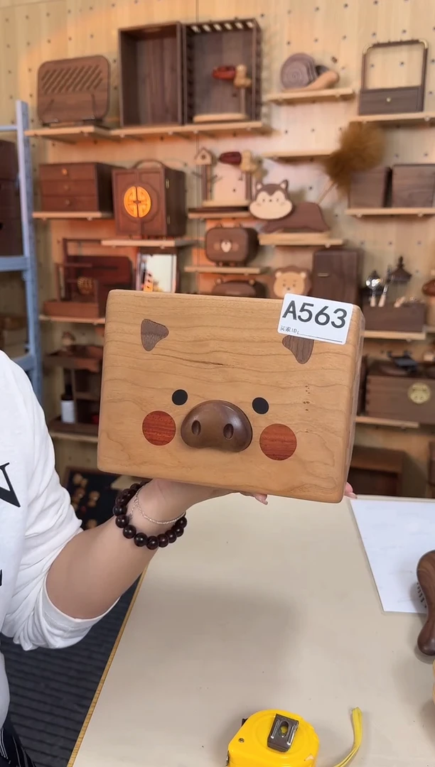 木563号樱桃木小猪方形收纳筐微瑕