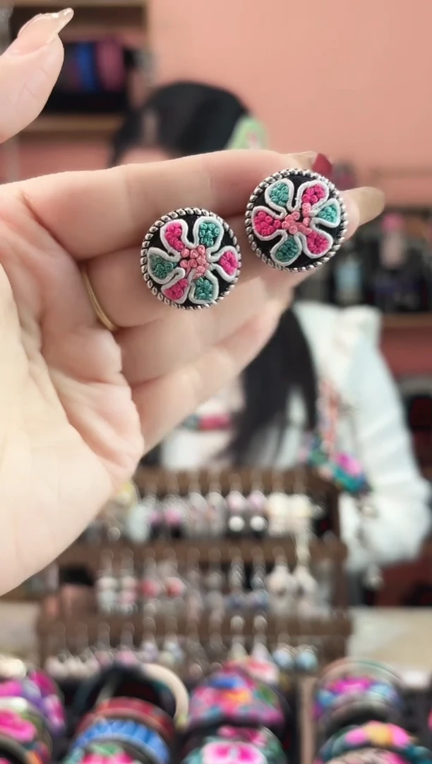 织绣艺枝独绣手工饰品117