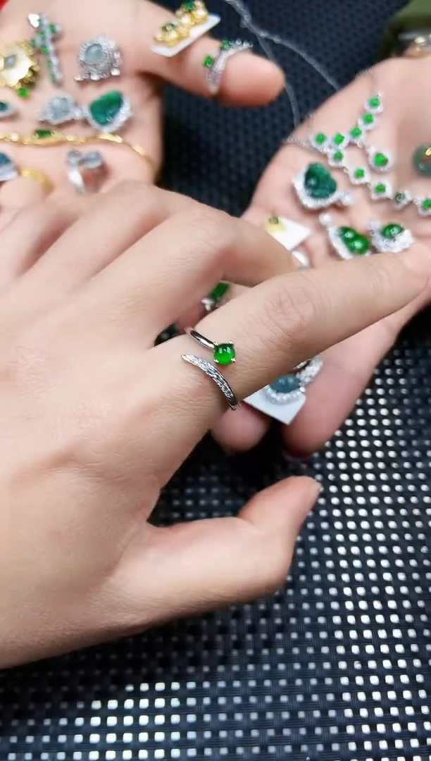 【闪购商品】翡翠戒指未镶嵌11111111