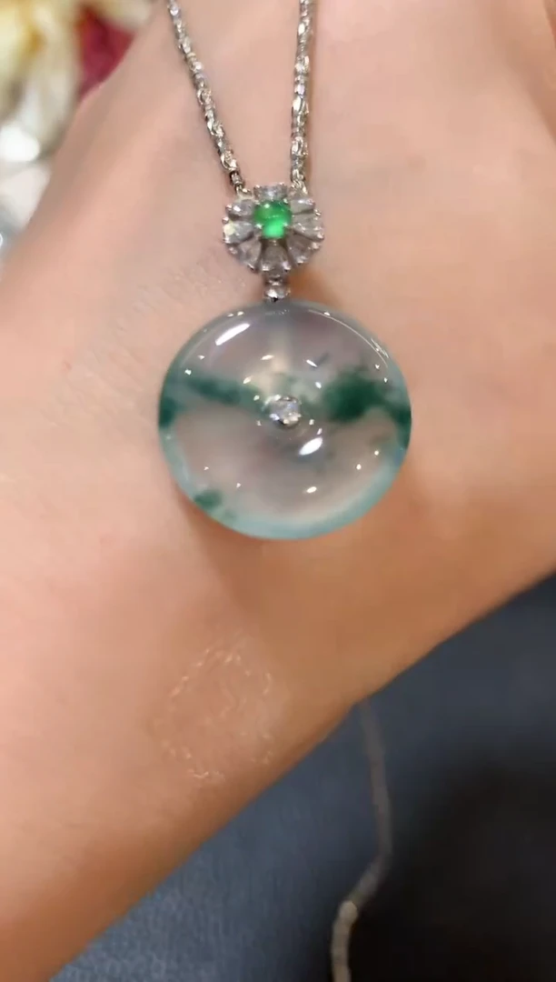 吊坠(不含链)18K金镶嵌翡翠z98