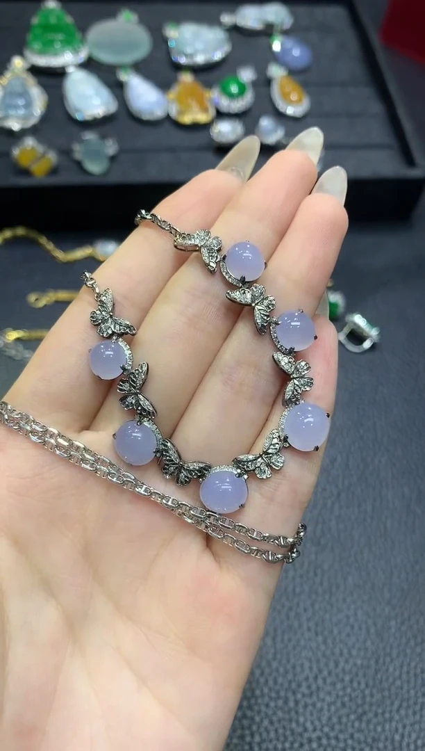 吊坠(赠链)18K金镶嵌翡翠91团购