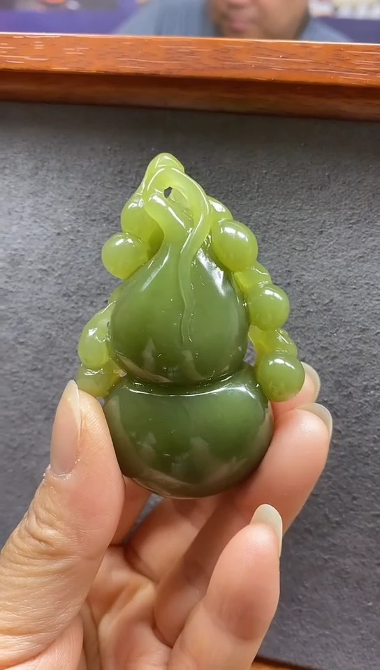 和田玉（黄玉）未镶嵌把件精品和田玉多子多福葫芦