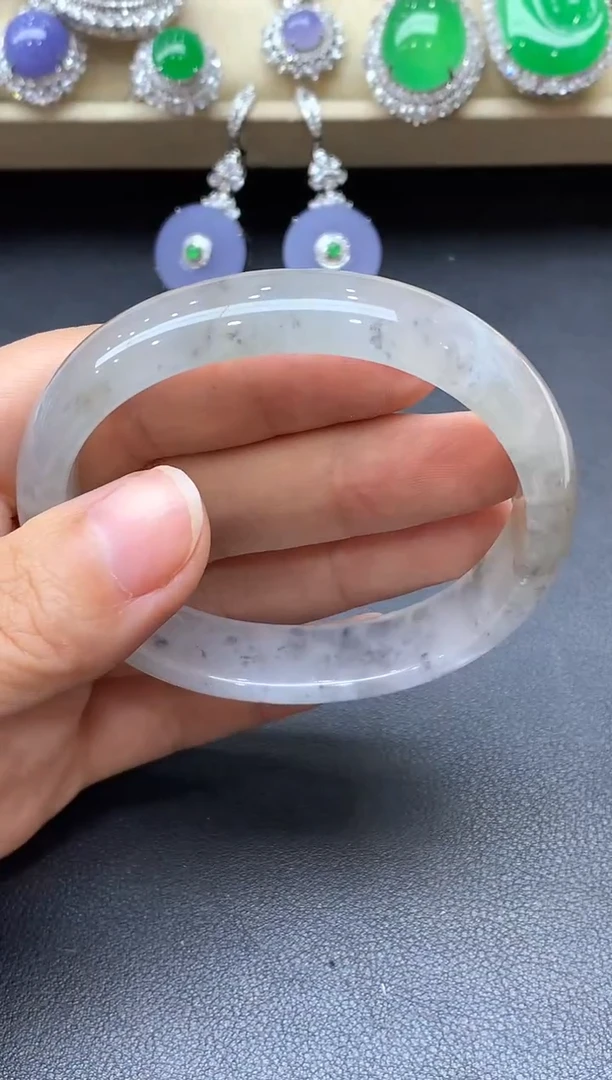 翡翠手镯未镶嵌663-中国好珍宝