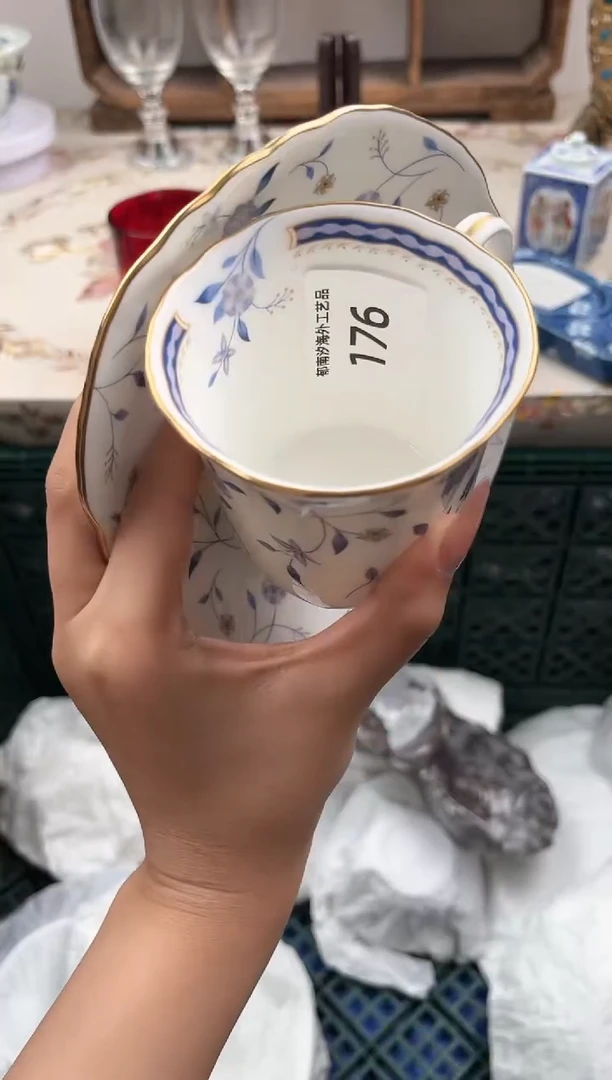 瓷片漂**海P         176