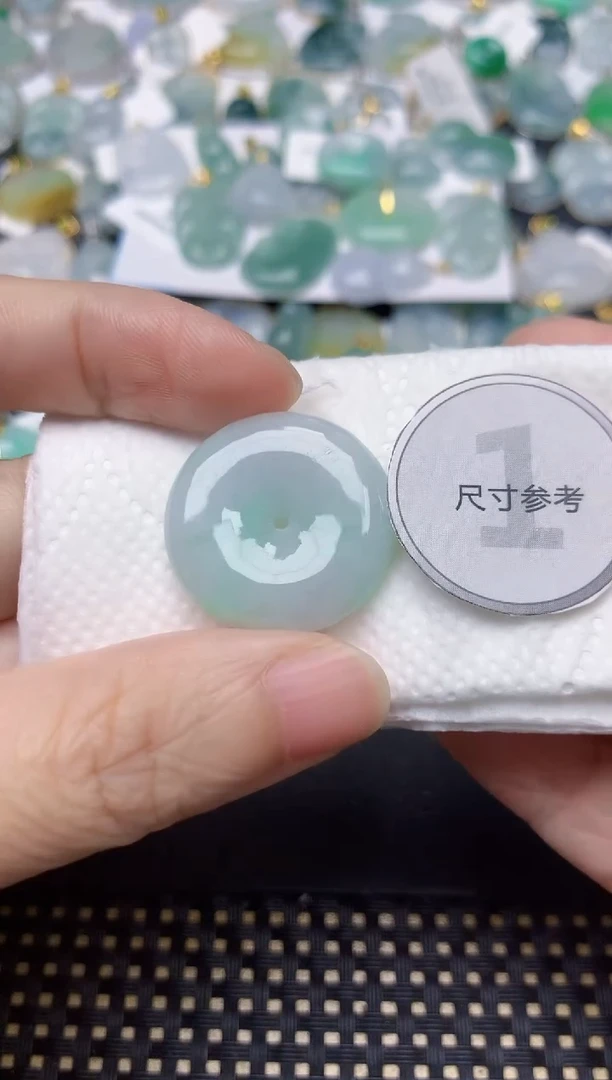颈饰未镶嵌翡翠天然缅甸A货翡翠