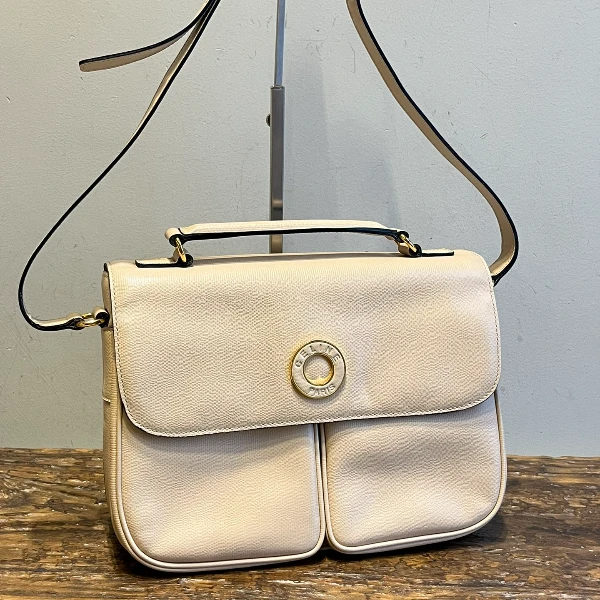 95新 Celine/思琳 奶油白邮差斜挎包