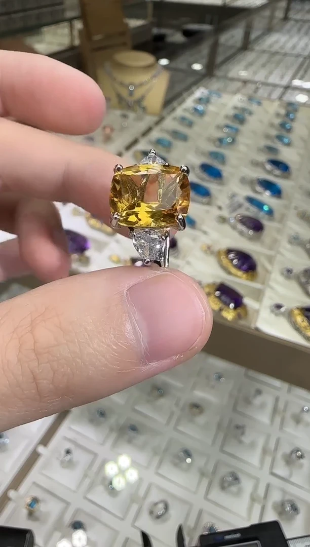 银S925镶嵌戒指黄晶高级款