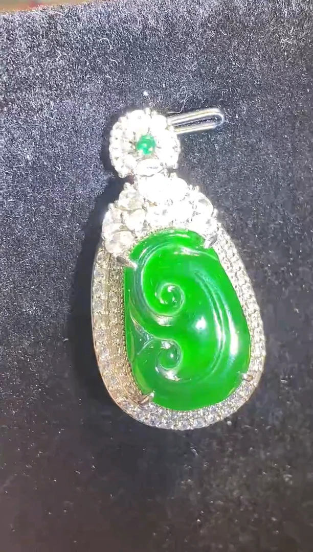 吊坠(不含链)未镶嵌翡翠多样性发货