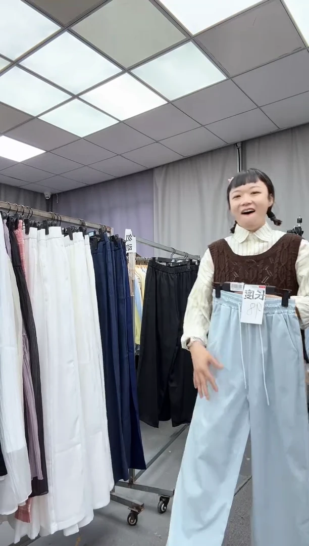 大哥家漂亮衣服漂亮颜色