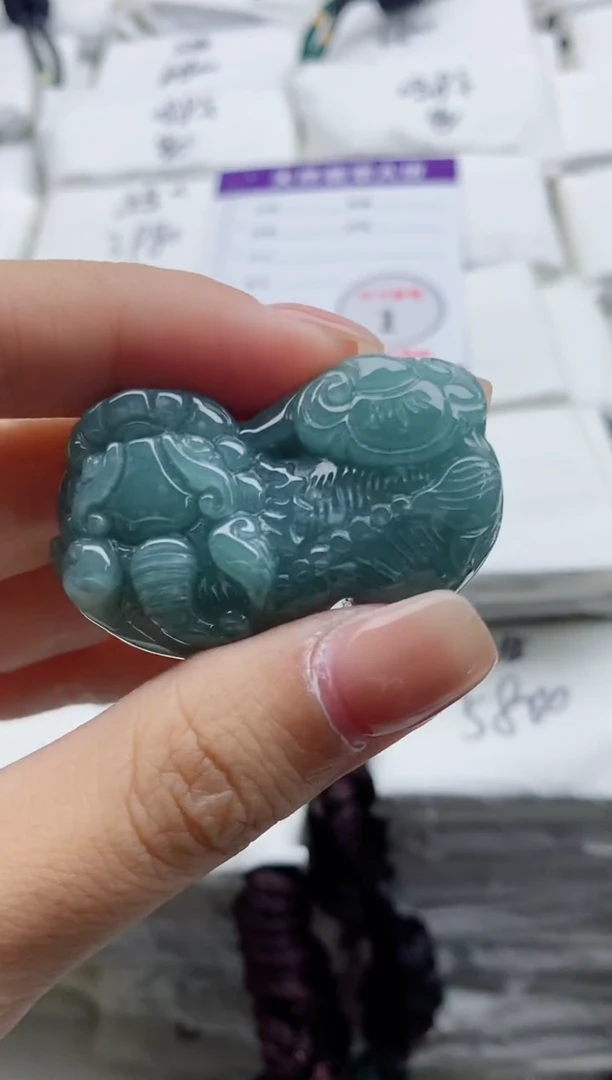 颈饰未镶嵌翡翠8