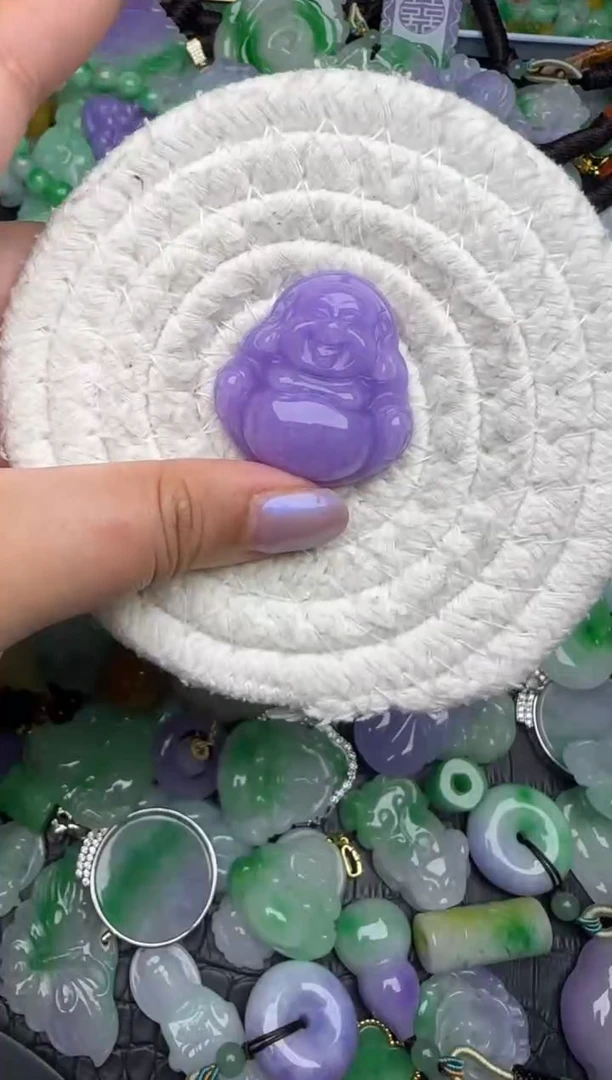 颈饰未镶嵌翡翠缅甸翡翠吊坠