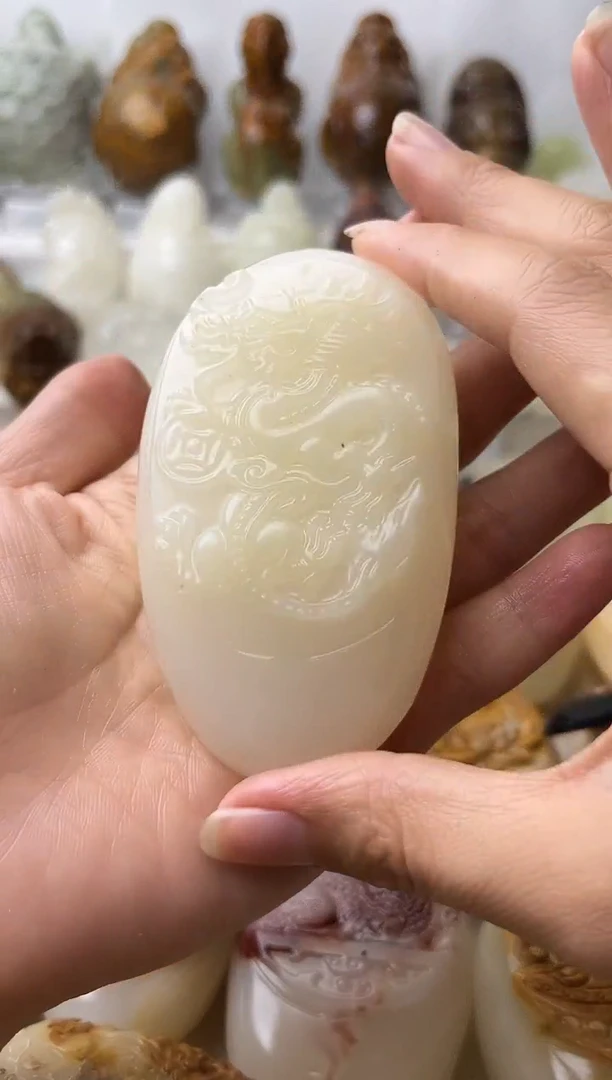 石材方解石手把摆件不退换龙