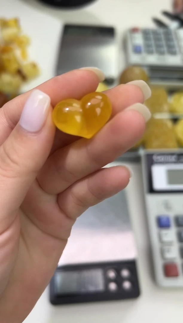 裸石琥珀未镶嵌琥珀蜜蜡吊坠