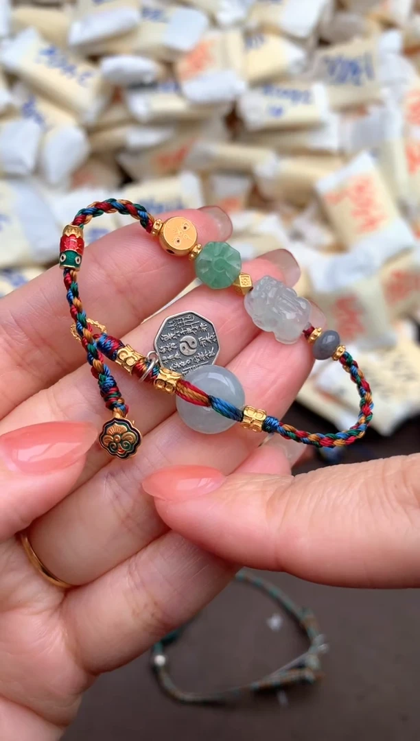 【闪购商品】翡翠手绳未镶嵌一