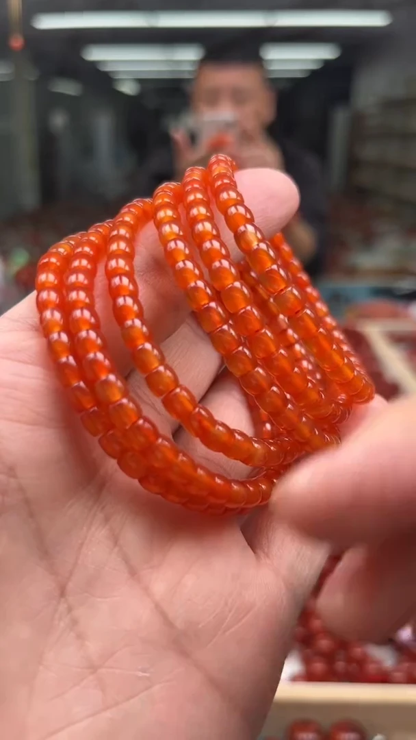 【闪购商品】南红玛瑙手串未镶嵌丽江冰红直切手串（多样性）