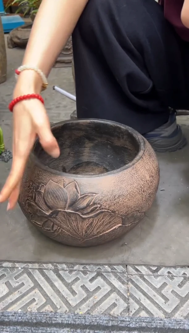 陶土【火山泥】荷缘缸