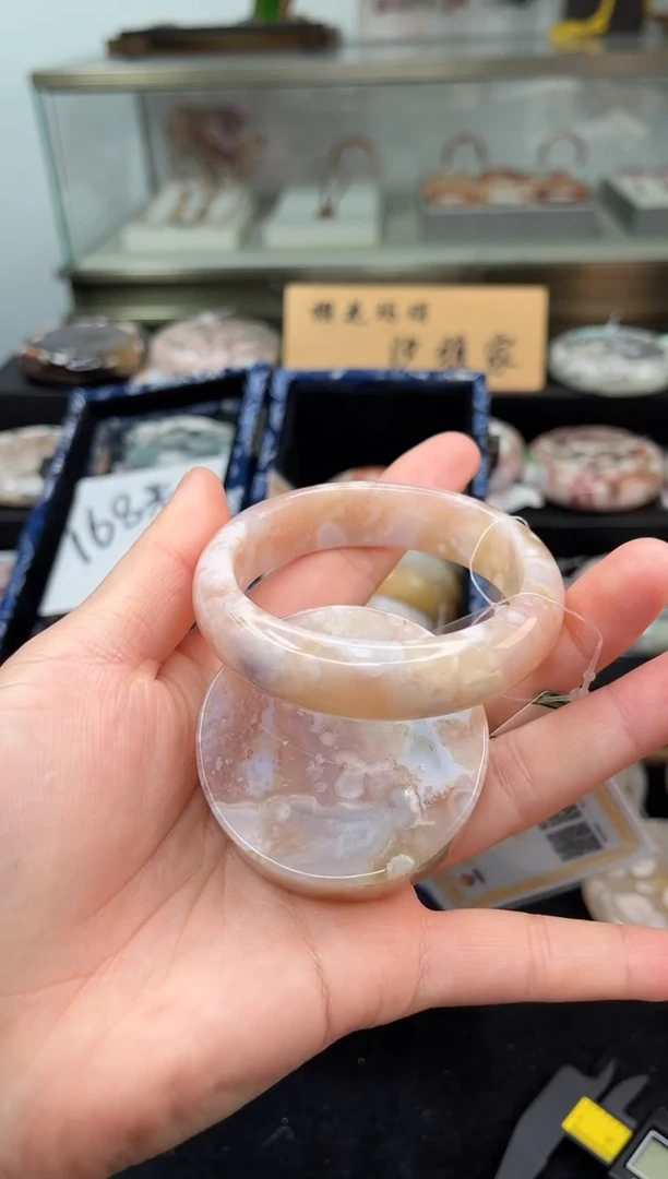 未镶嵌手镯石英质玉54圈口（赠品镯心）1751449