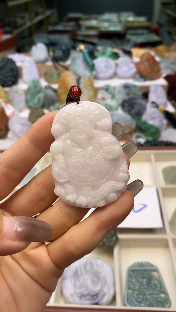 颈饰未镶嵌翡翠021