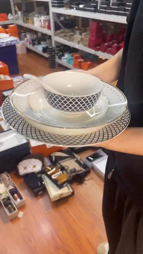 杯鸿辉家品牌瓷器，京东包邮！