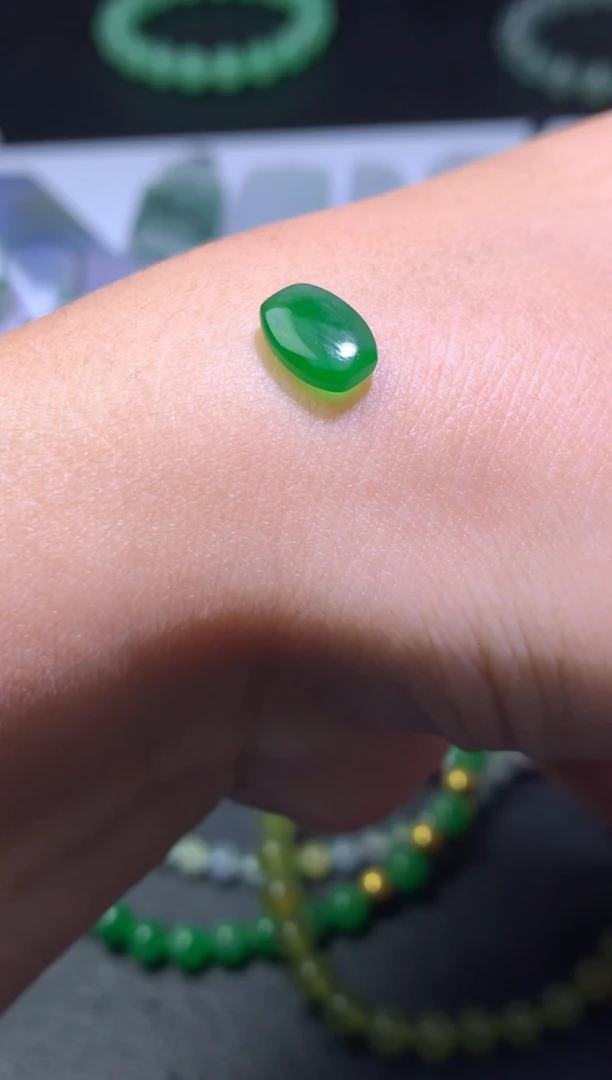 未镶嵌定制翡翠毛货