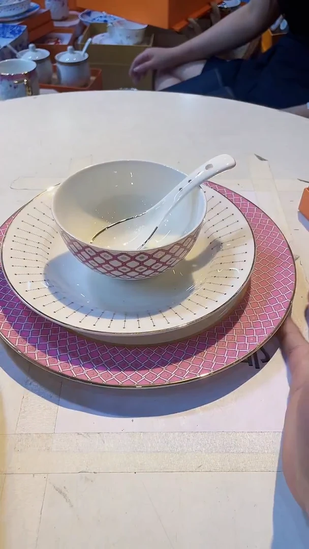 杯鸿辉家品牌瓷器，京东包邮！