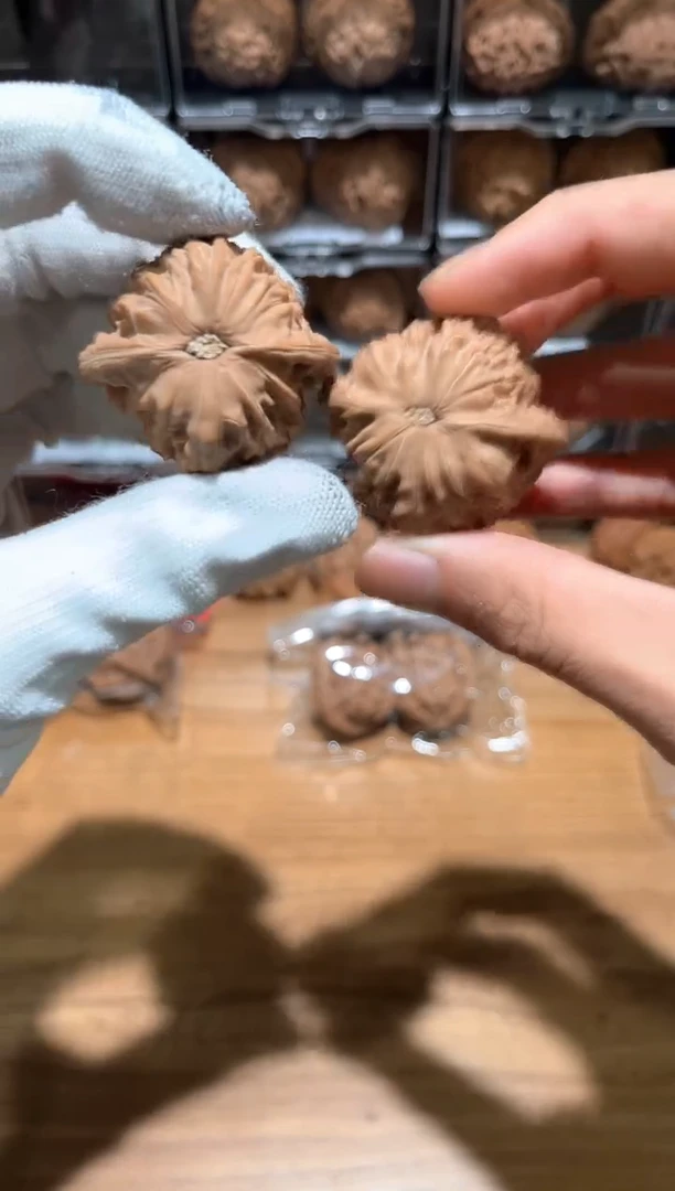 把件文玩核桃磨盘全品文玩核桃