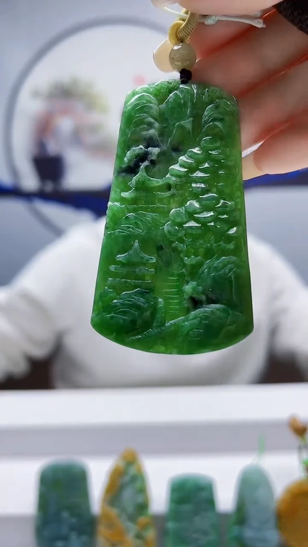 未镶嵌定制翡翠毛货挂件36