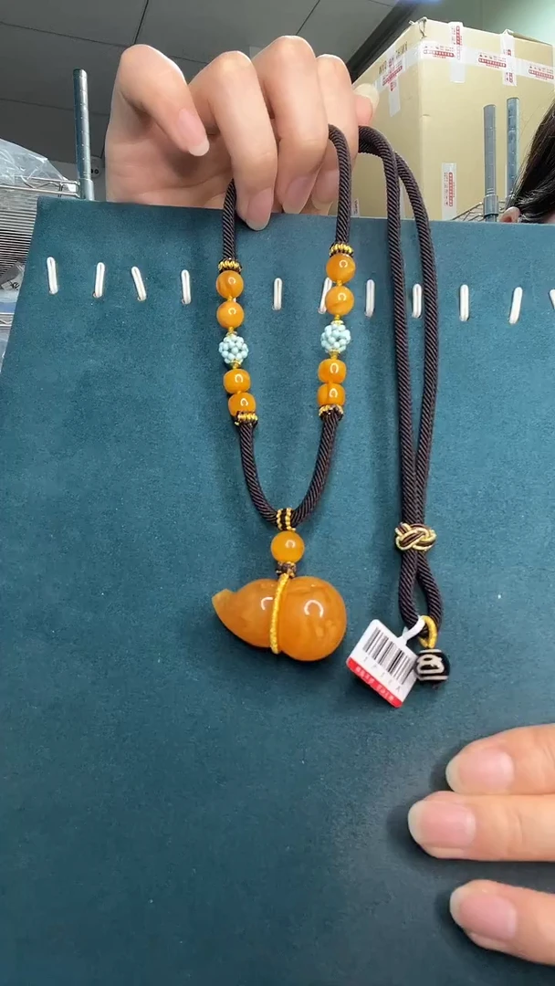 未镶嵌琥珀裸石A1151天然蜜蜡