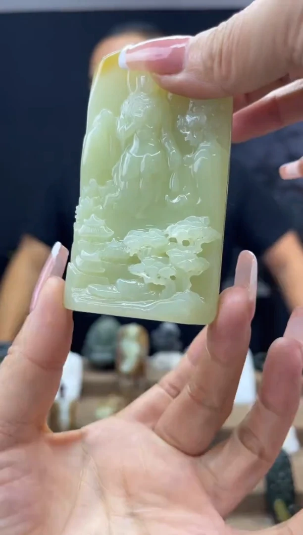 颈饰未镶嵌和田玉1