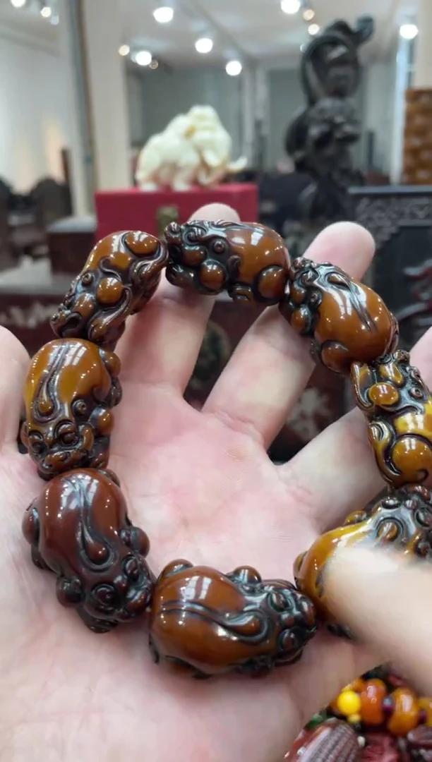 【闪购商品】蜜蜡手串未镶嵌蜜蜡貔貅手串带礼盒