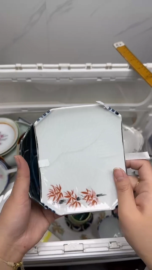 【闪购商品】1084回流瓷器默认微瑕，18.8包邮