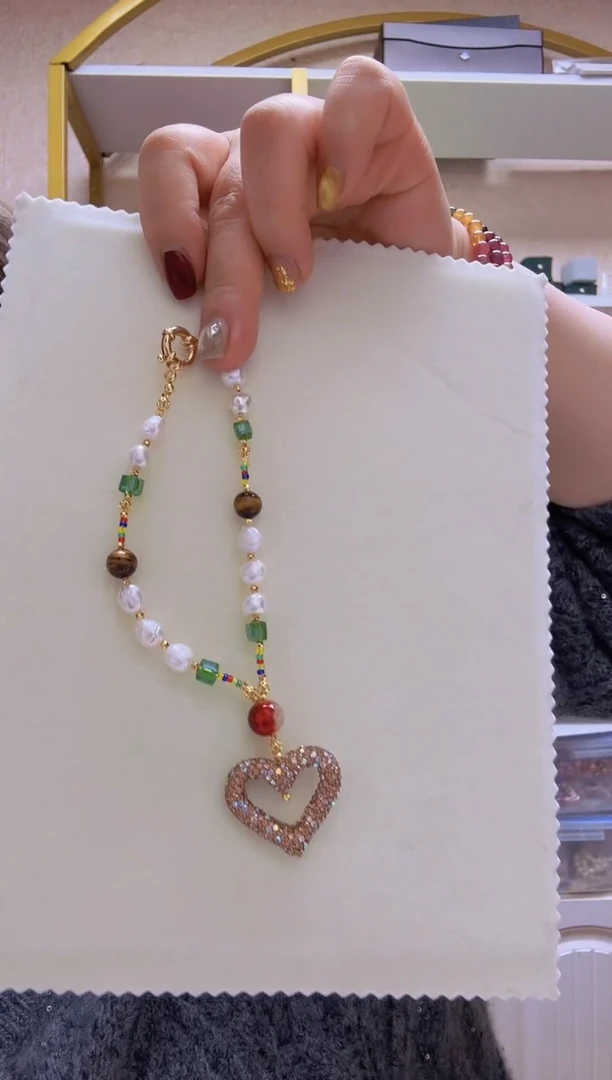 【闪购商品】淡水珍珠手机链未镶嵌巴洛克8-9mm+注金配饰手机链