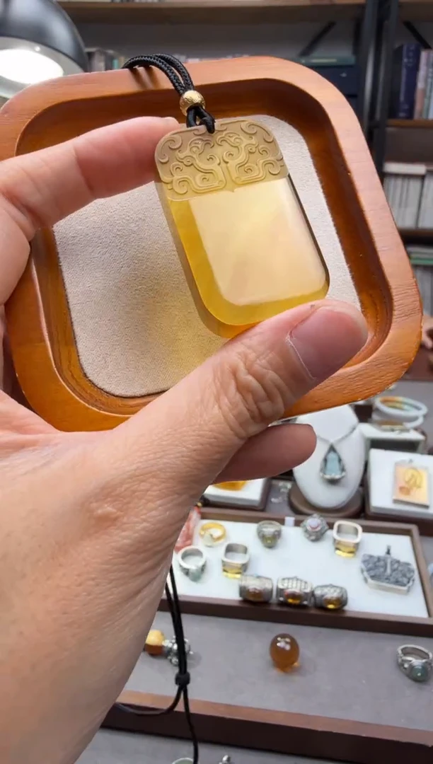 琥珀颈饰未镶嵌仿古双凤吊坠