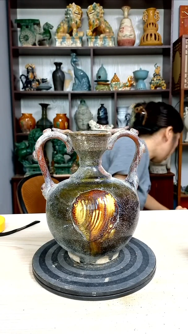 经典精美复古风格瓷器
