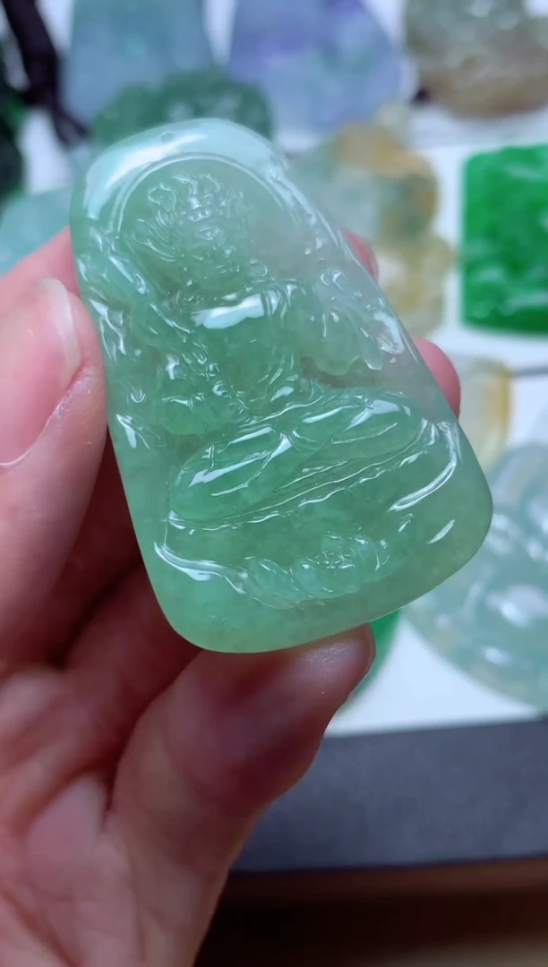 翡翠未镶嵌颈饰天然翡翠