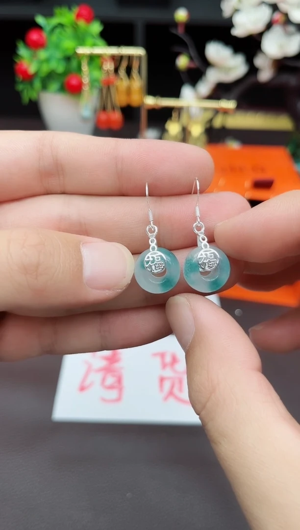 石英质玉（天山翠）银S925镶嵌耳饰721000
