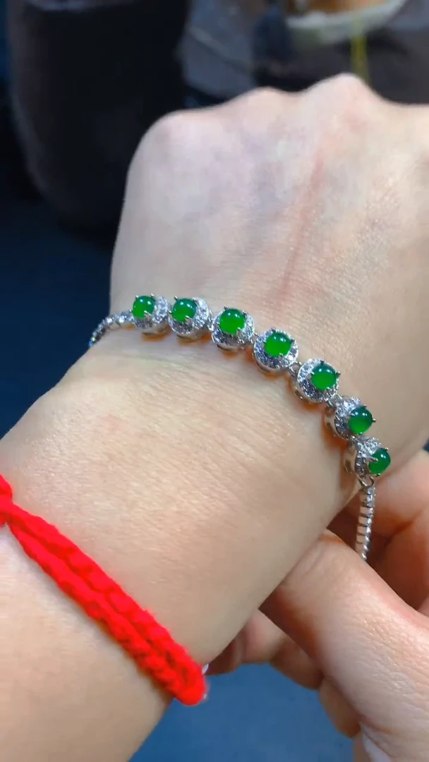 【闪购商品】翡翠手链未镶嵌0145869019多样性发一