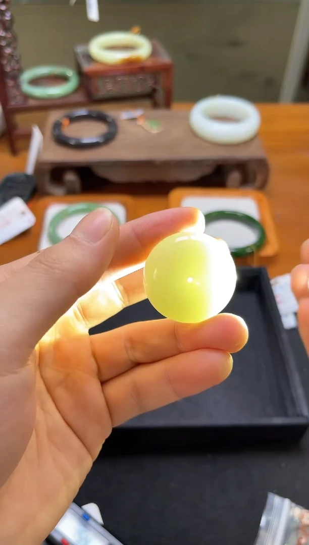 吊坠(不含链)未镶嵌和田玉且末青白 平安扣 大