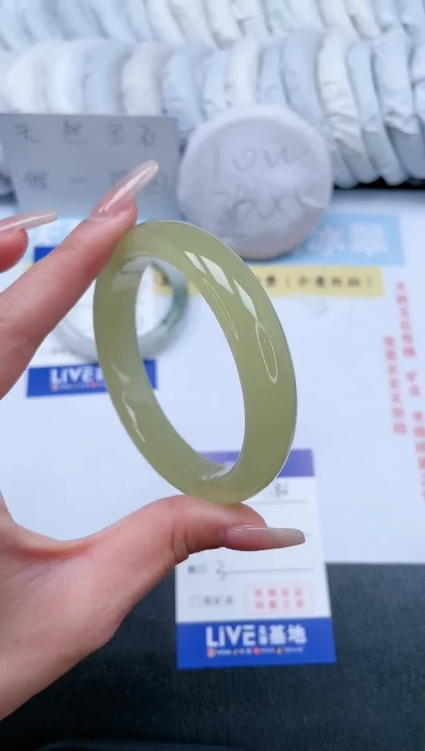 【闪购商品】石英质玉手镯未镶嵌福利微瑕有棉块介意勿拍T184-61.3