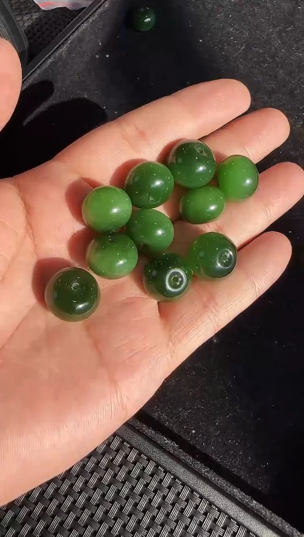 【闪购商品】和田玉（碧玉）猫眼单珠未镶嵌多样性发一颗