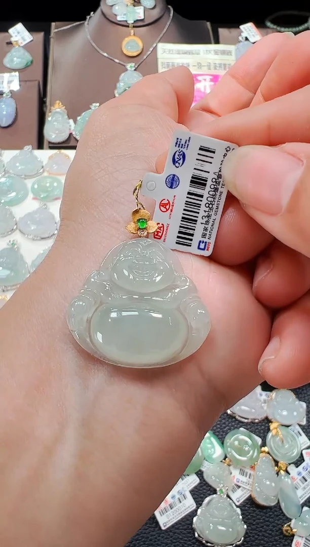 【闪购商品】翡翠吊坠(不含链)18K金镶嵌佛公吊坠98A