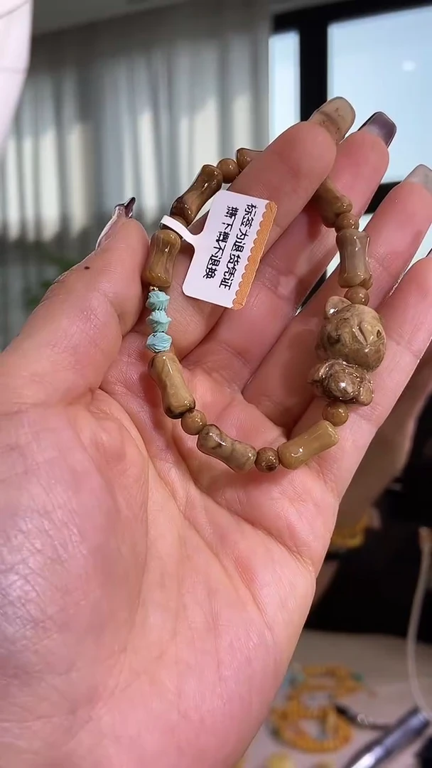 【闪购商品】琥珀颈饰未镶嵌天然琥珀蜜蜡