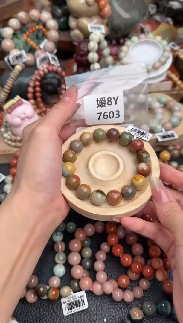 【闪购商品】石英质玉手链未镶嵌8Y7603