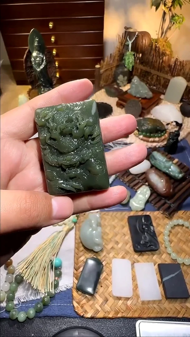 颈饰未镶嵌和田玉20